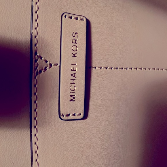 Michael KOHR pink drawstring purse and Laptop holder. - Picture 4 of 10